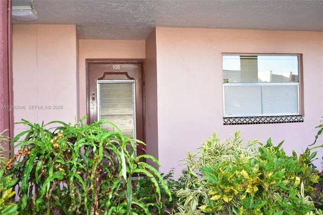 9561 Sunrise Lakes Boulevard #106, Sunrise