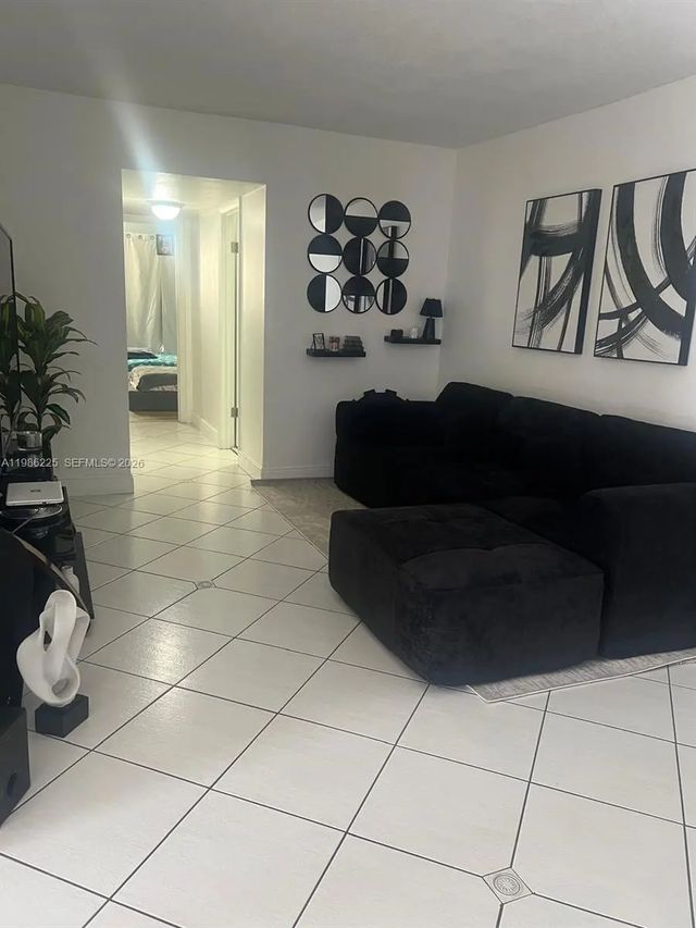 6620 W 2nd Court #407, Hialeah