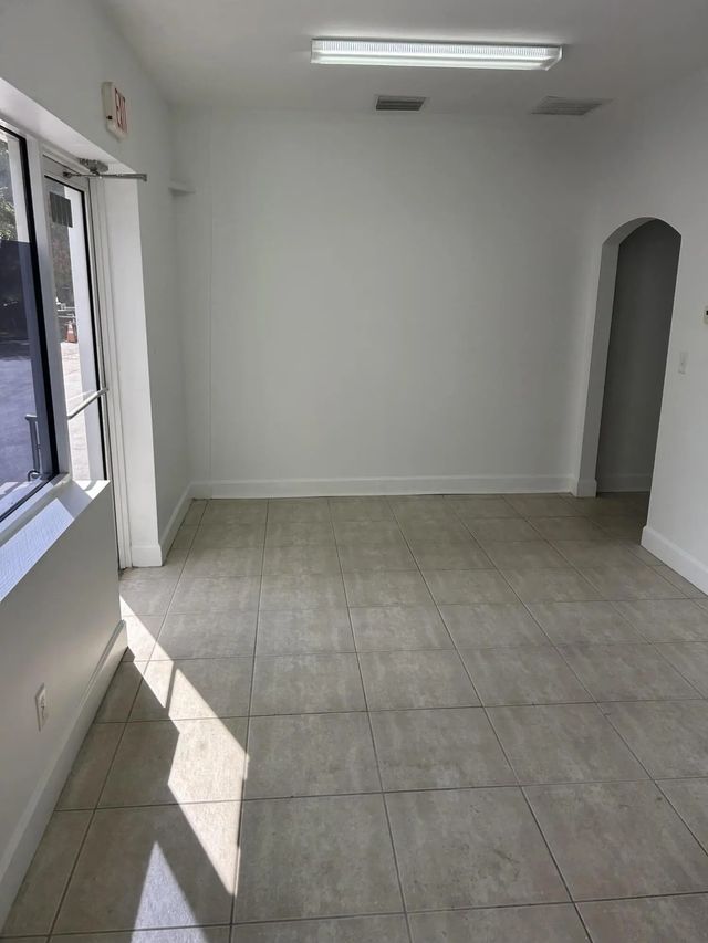 3 of 13 - 1746 Sw Biltmore Street #1746, , FL