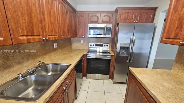 2 of 28 - 5800 Sw 127th Avenue #2109, Miami, FL