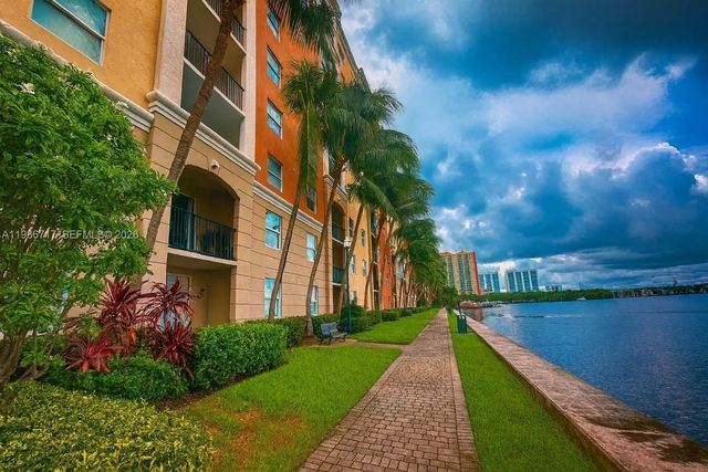 17150 N Bay Road #2319, Sunny Isles Beach