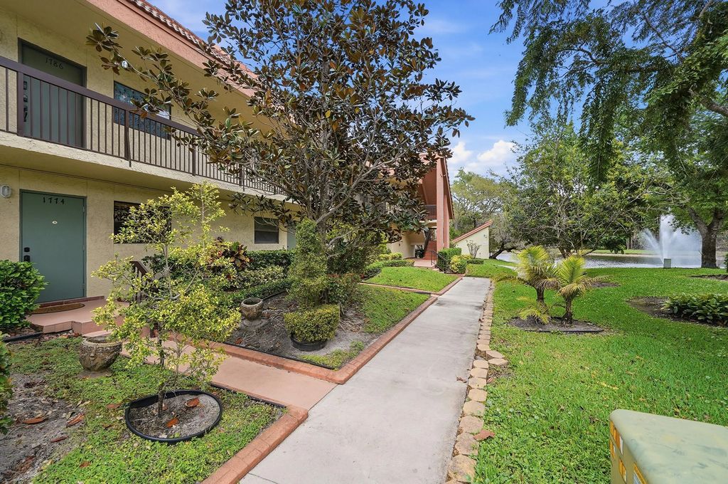 1774 Hammock Boulevard #118, Coconut Creek