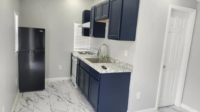 Photo of Listing #B26005046