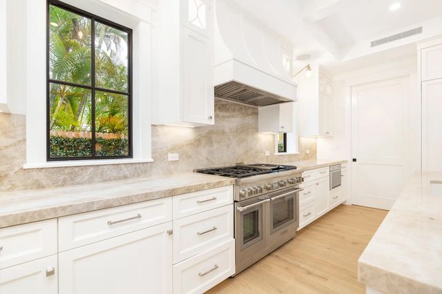 5 of 22 - 315 Avila Road, West Palm Beach, FL