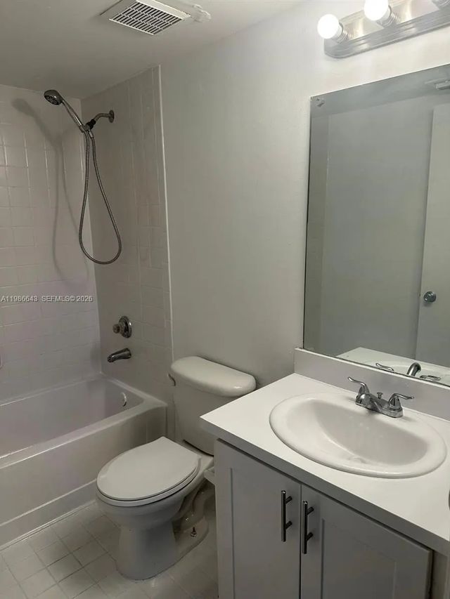 4 of 28 - 9777 Nob Hill Court #9777, Sunrise, FL