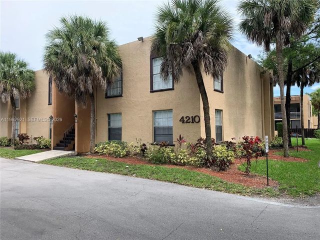 2 of 14 - 4210 Nw 21st Street #102, Lauderhill, FL