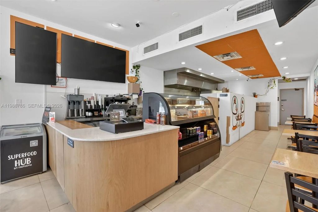 Qsr- Beachside Restaurant For Sale, Fort Lauderdale