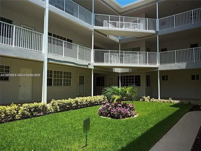 4 of 25 - 462 Golden Isles Drive #202, Hallandale Beach, FL