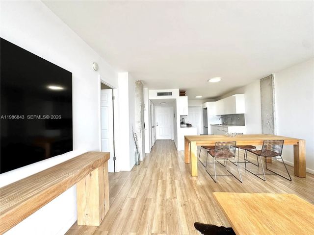 5 of 26 - 16850 S Glades Drive #8c, North Miami Beach, FL