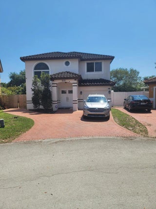 Photo of Listing #B26007141