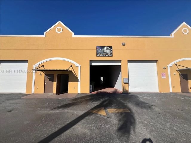 2 of 19 - 238 Nw 9th Avenue #2, Homestead, FL