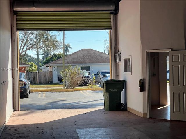 3 of 19 - 238 Nw 9th Avenue #2, Homestead, FL