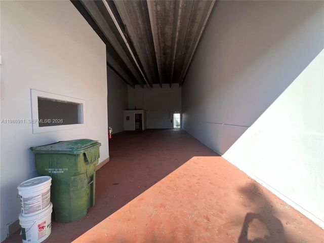 4 of 19 - 238 Nw 9th Avenue #2, Homestead, FL