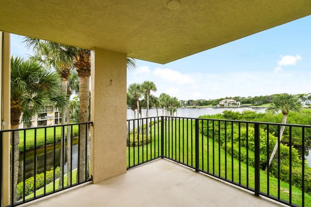 4 of 60 - 1701 Marina Isle Way #301, Jupiter, FL