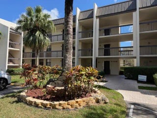 Photo of Listing #B26005045