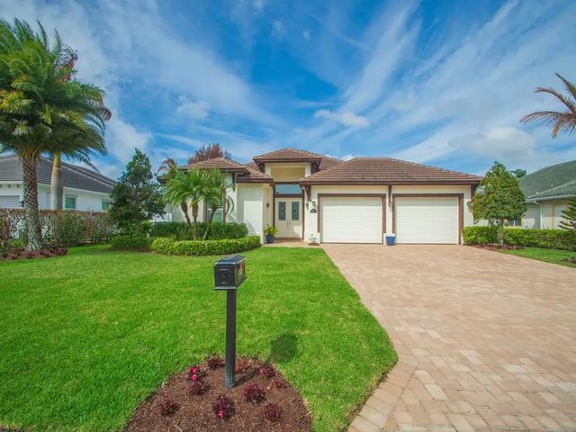 445 Wingate Terrace Sw, Vero Beach