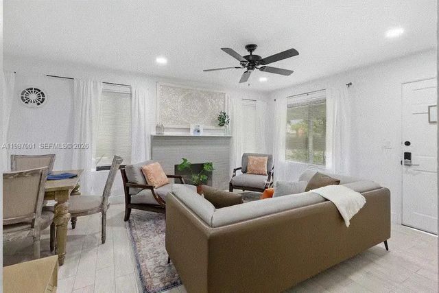 5 of 22 - 1608 Ne 34th Street, Oakland Park, FL