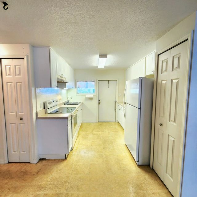 4 of 55 - 9 Margarita Lane, Port St. Lucie, FL