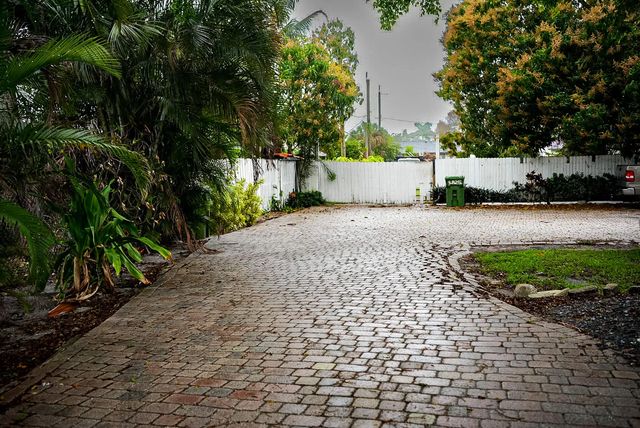 2 of 13 - 3825 Lakewood Road #a, Palm Springs, FL
