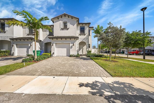 20357 Nw 4th Path, Miami Gardens