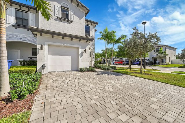 4 of 38 - 20357 Nw 4th Path, Miami Gardens, FL