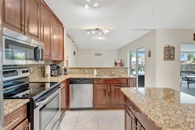 4 of 48 - 4533 Sw Cacao Street, Port St. Lucie, FL