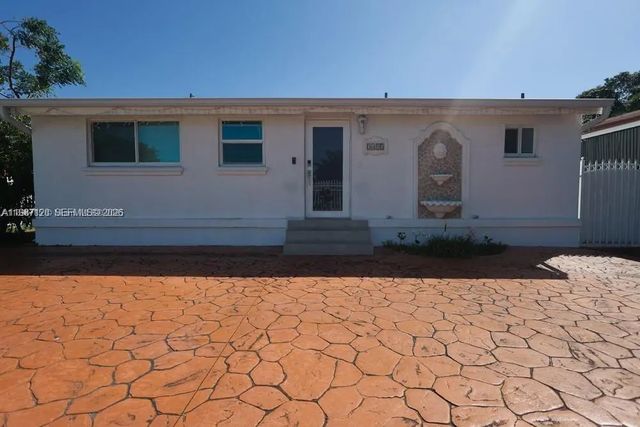 3495 W 2nd Avenue, Hialeah