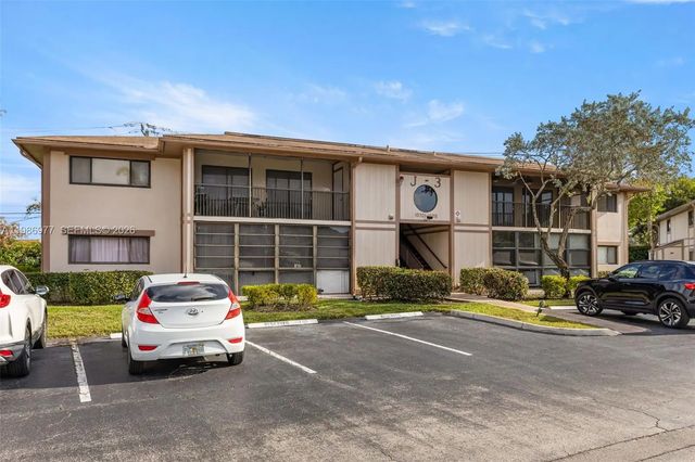 10709 W Clairmont Circle #111, Tamarac