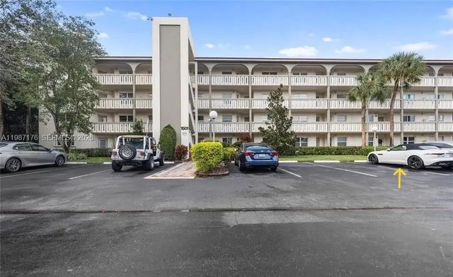 1501 Cayman Way #a4, Coconut Creek