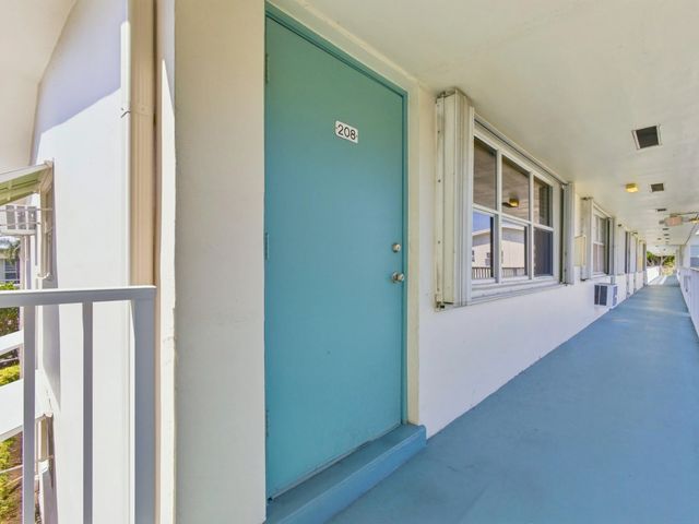 4 of 41 - 480 Horizons W #208, Boynton Beach, FL