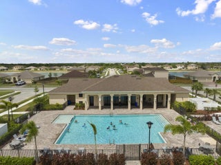 Photo of Listing #B26005373