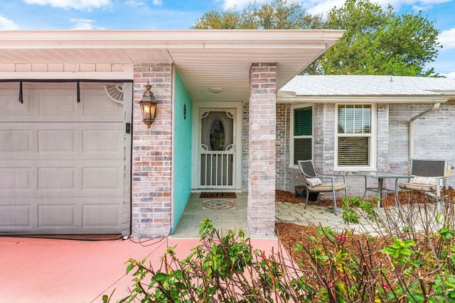 5 of 41 - 2114 Se Midtown Road, Port St. Lucie, FL