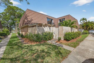 Photo of Listing #B26005396