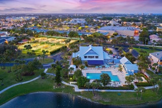 Photo of Listing #B26005395