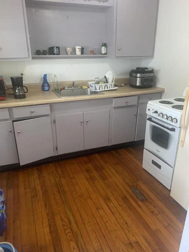 4 of 26 - 400 W Perry Street #a,b,c,d, Lantana, FL