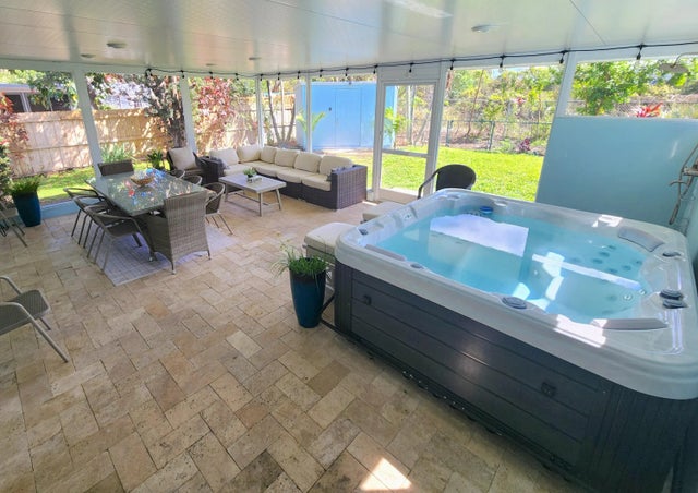 Photo of Listing #B26005674