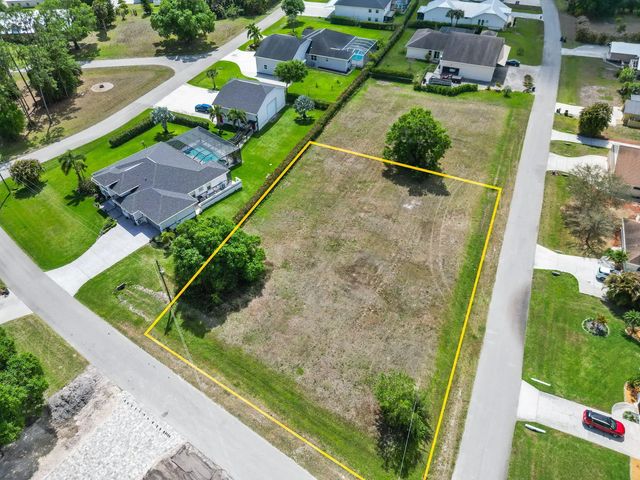 2 of 15 - 6871 Cherokee Avenue, Fort Myers, FL