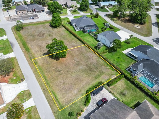 3 of 15 - 6871 Cherokee Avenue, Fort Myers, FL