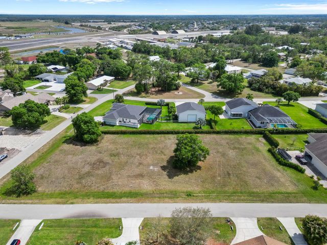 4 of 15 - 6871 Cherokee Avenue, Fort Myers, FL