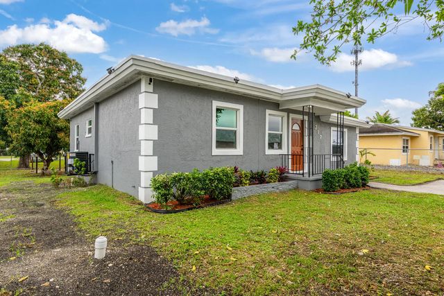 3 of 20 - 217 Nw 14th Street, Belle Glade, FL
