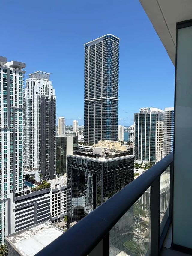 1300 S Miami Avenue #2911, Miami