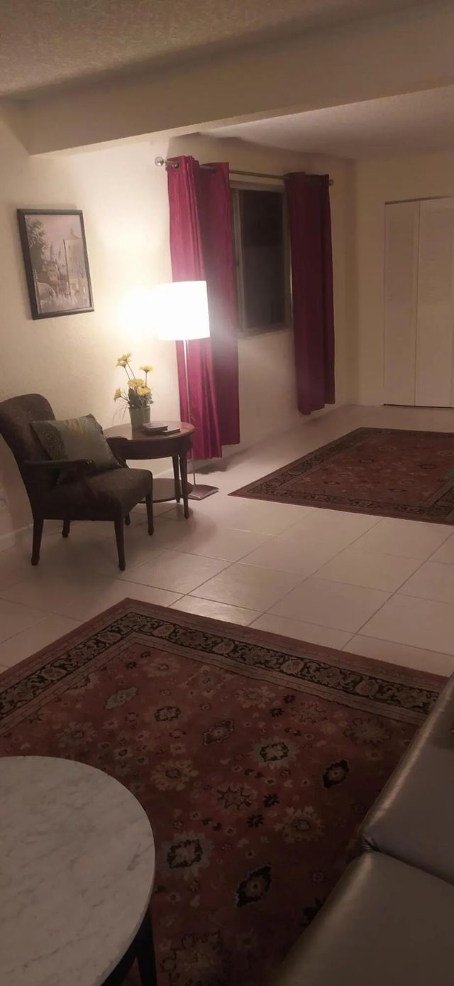5 of 10 - 2687 Garden Drive N #108, Lake Worth Beach, FL