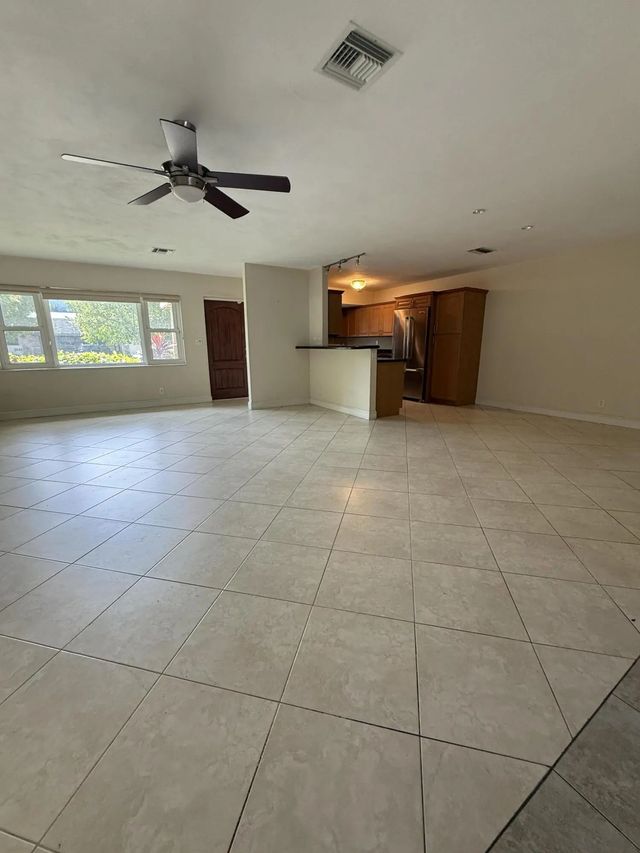 3 of 19 - 2456 Middle River Drive, Fort Lauderdale, FL