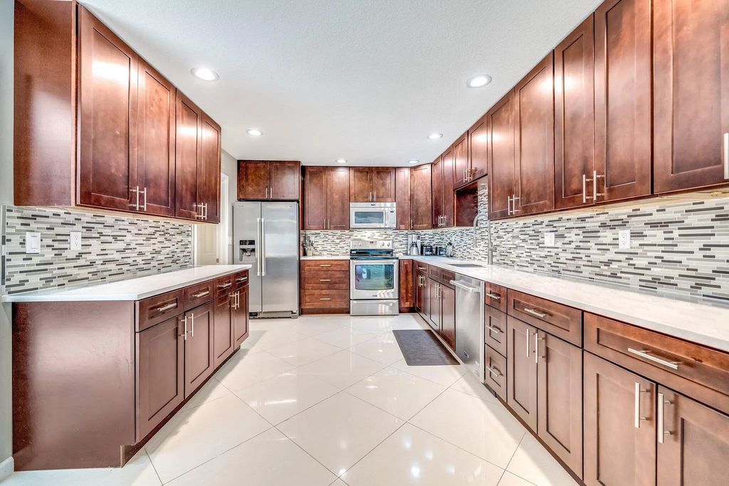 574 Juniper Place, Wellington