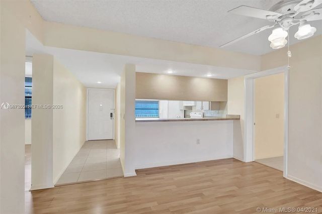 3 of 7 - 1715 Whitehall Drive #202, Davie, FL