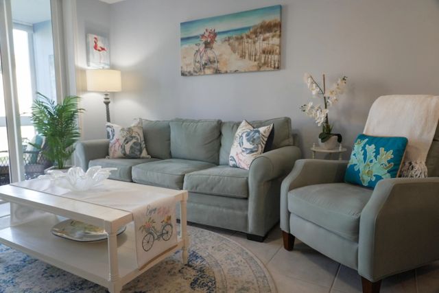 3 of 16 - 8901 Sunrise Lakes Boulevard #105, Sunrise, FL