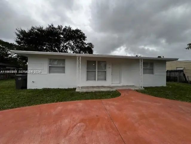 3811 Sw 31st Court, West Park