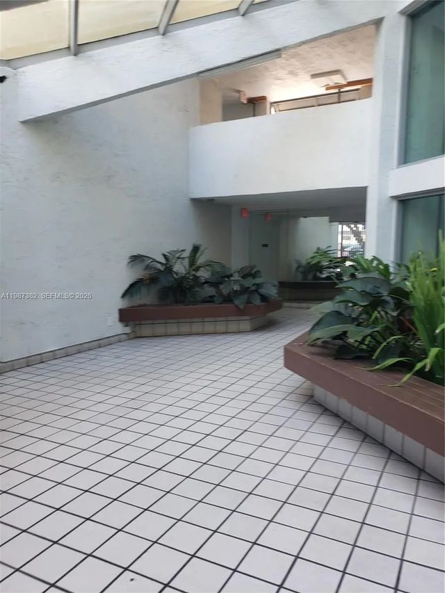 4 of 22 - 11800 Sw 18th Street #327-4, Miami, FL