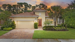 Photo of Listing #B26005515