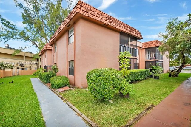 4 of 23 - 6580 W 27th Court #58-12, Hialeah, FL